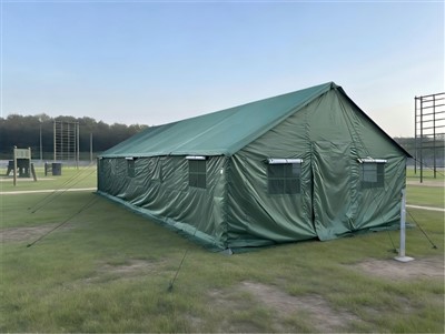 Bán lều quân sự